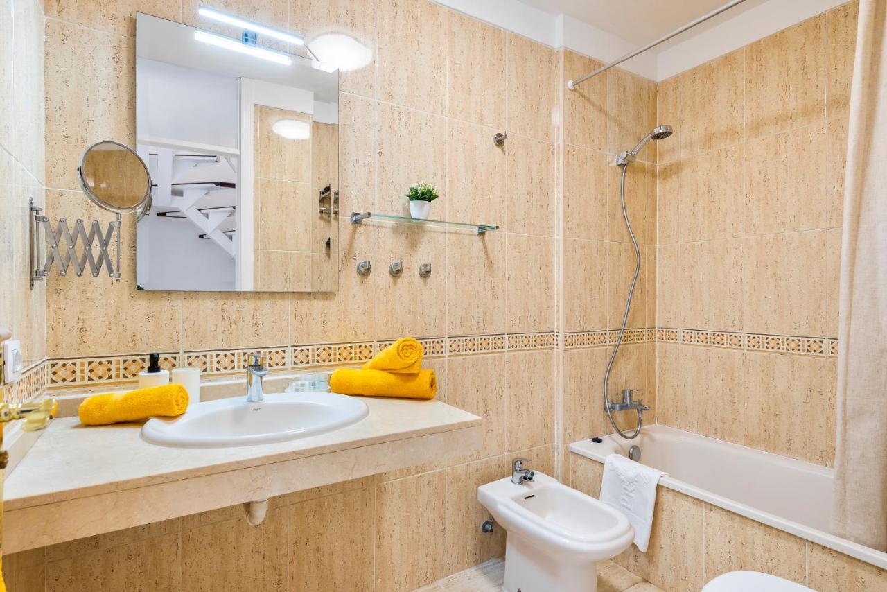 1314 Fabulous 2 Bedroom Accommodation Roof Terrace Callao Salvaje Ngoại thất bức ảnh